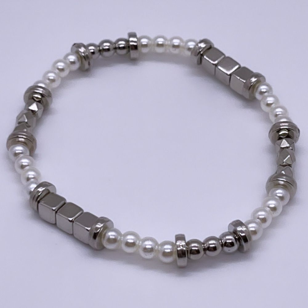 NWT Wool + Pepper Co. Silver & Pearl Bracelet